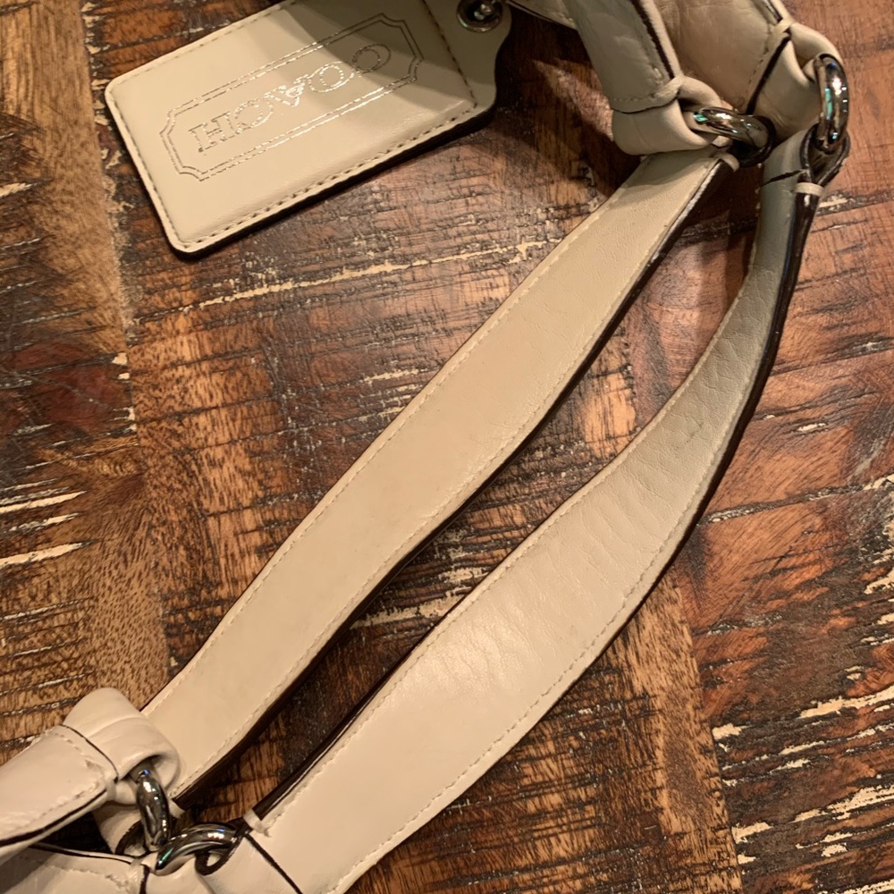 Coach shoulder bag - Picture 6 of 8